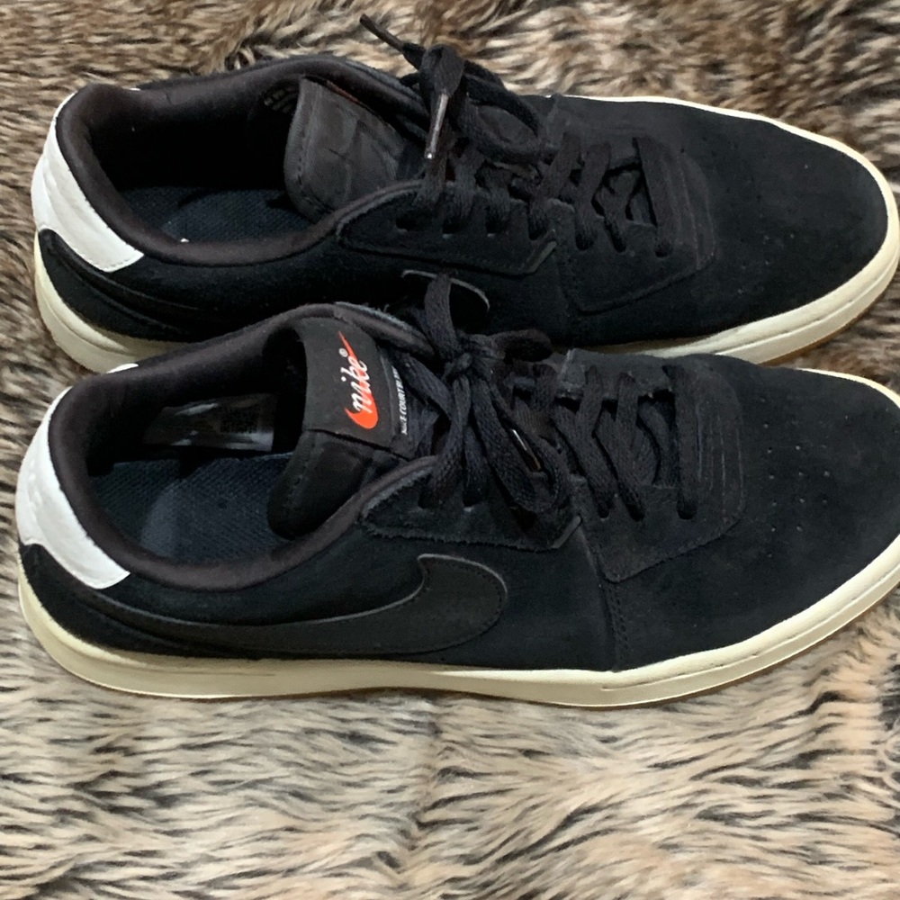 Nike Black Suede Court Blanc SE Sneakers Size 9